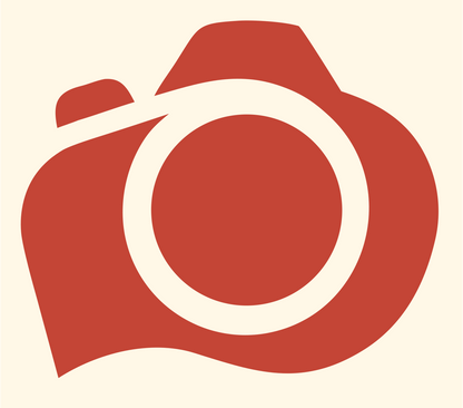 Solid Fill DSLR Camera Shutter Badge #fff8e7/#c44536