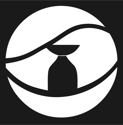 Negative Space Ewer Circle Badge #1a1a1a/#ffffff