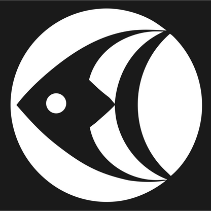 Geometric Fish Circle Badge #1a1a1a/#ffffff