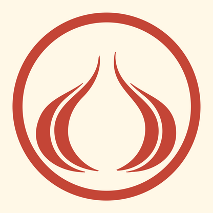 Garlic Circle Badge #fff8e7/#c44536