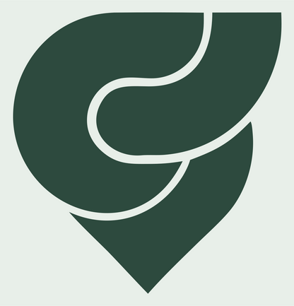 Monoline Heart Twist Badge #e8efe9/#2d4a3e