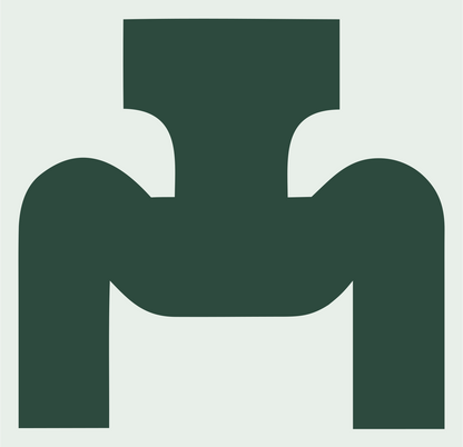 Heavy Figure Squat Pose Badge #e8efe9/#2d4a3e