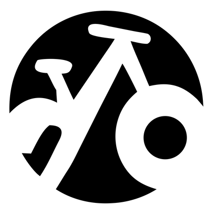 Negative Space Bicycle Circle Badge #ffffff/#000000