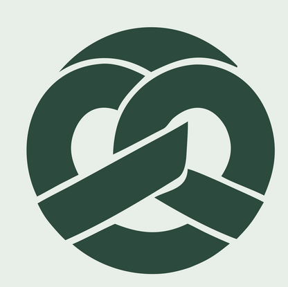 Pretzel Disc Negative Space Icon #e8efe9/#2d4a3e