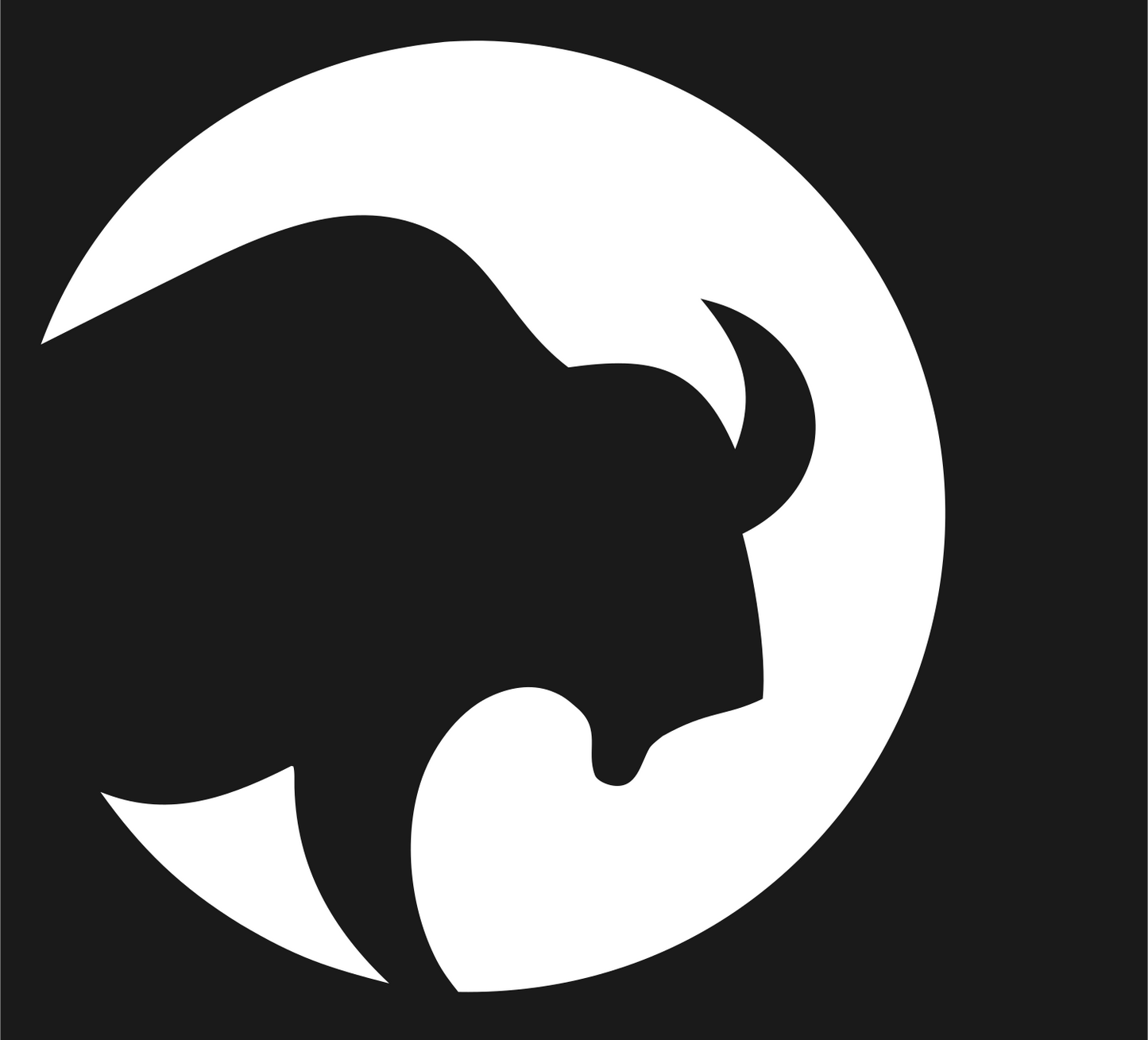 Negative Space Bison Circle Badge #1a1a1a/#ffffff